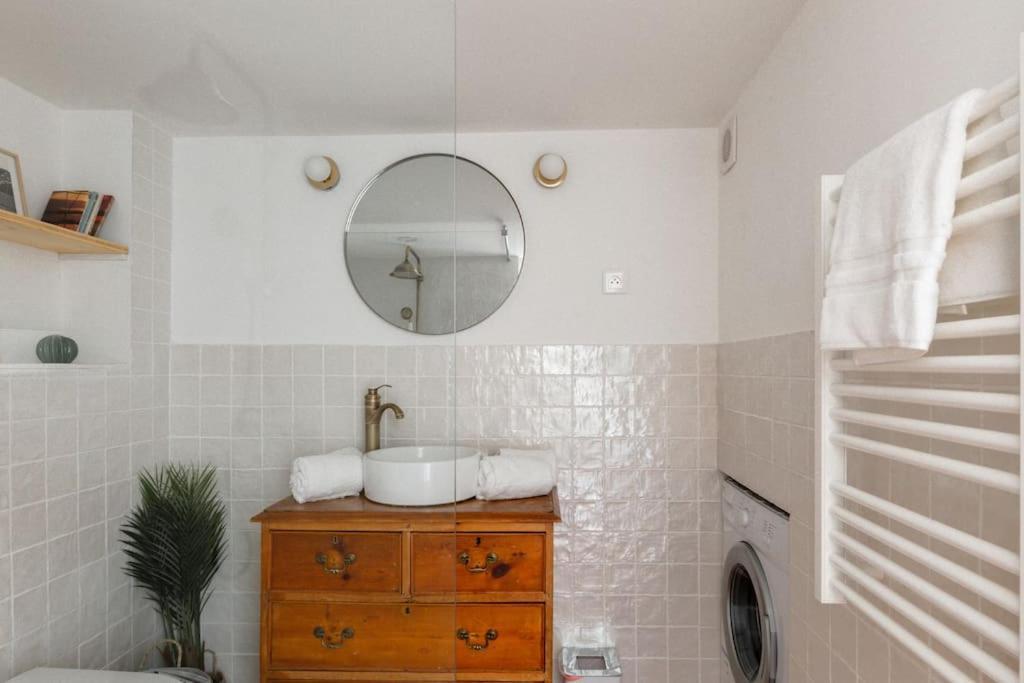 Appartement Authentique Situe En Plein Centre D'Antibes Esterno foto