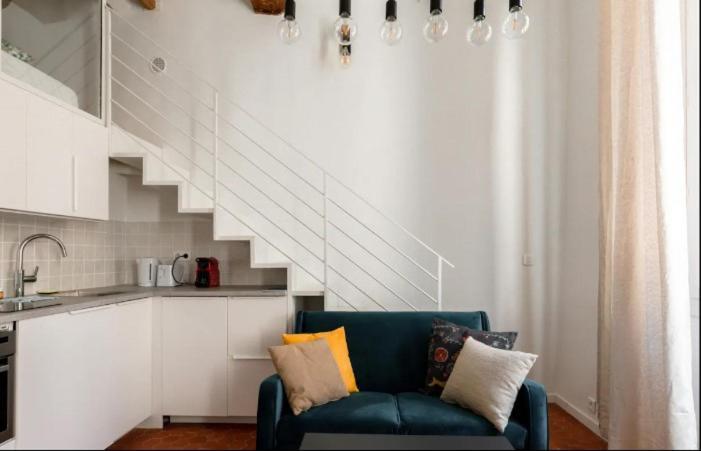Appartement Authentique Situe En Plein Centre D'Antibes Esterno foto